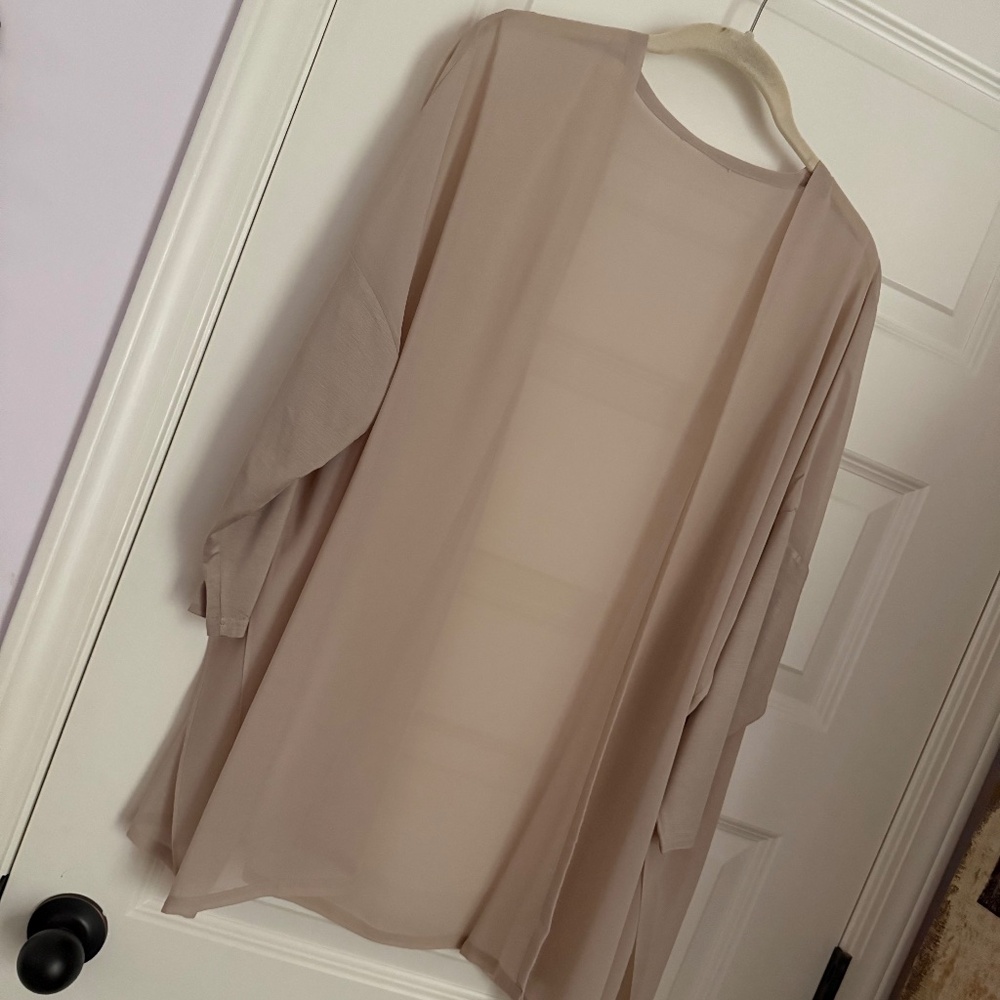 Tan Chiffon like Kimono, One Size NWOT Open Front